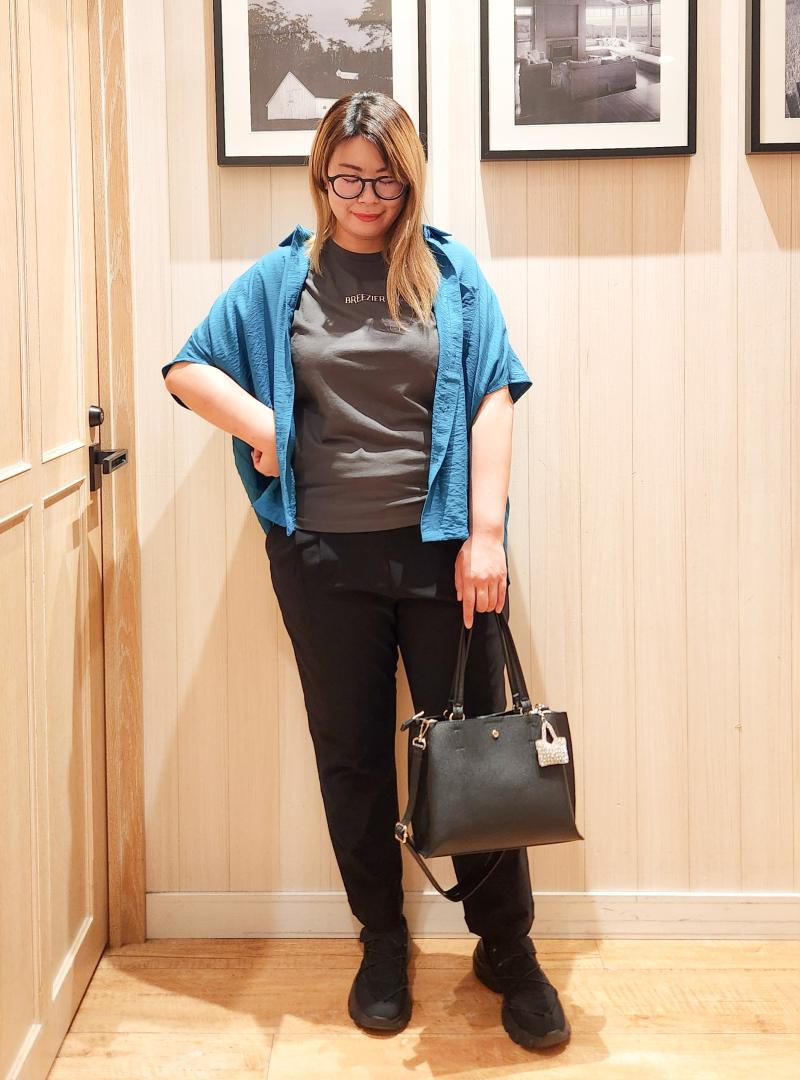 SHOO・LA・RUEのシャツコーデ
