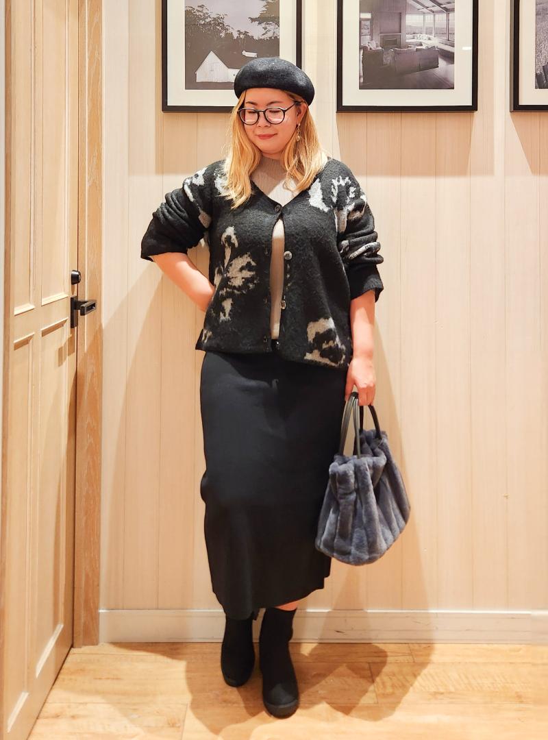 主役級のカーディガン